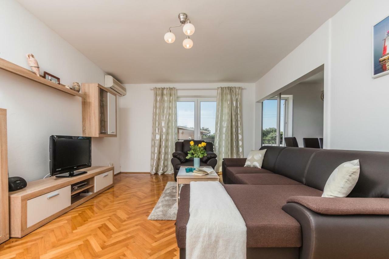 Apartment Marty Crikvenica Ngoại thất bức ảnh